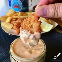 So quick and easy to make, you might never buy tartare sauce again. This versatile Creamy Sweet Chili Sauce will be your new favorite seafood sauce alternative, salad dressing and dip, just don't tell people how easy it was to make.