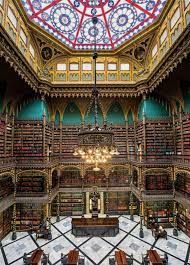 Brazil Imperial - A Sala de Leitura do Real Gabinete Português de Leitura , projetado pelo arquiteto português Rafael da Silva e Castro, foi erguido entre 1880 e 1887 em estilo neomanuelino,