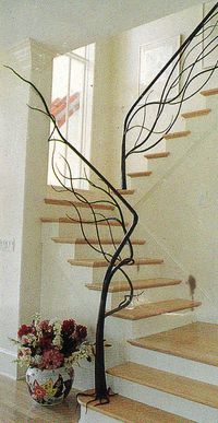 Tree railing. LOVE!