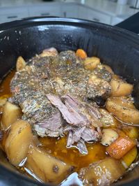 Classic Pot Roast (Crockpot) 🥩