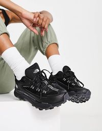 The North Face Hiking Vectiv Taraval Futurelight trainers in black | ASOS