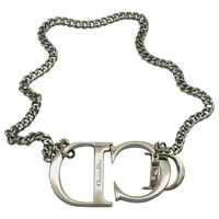 CHRISTIAN DIOR by JOHN GALLIANO silver tone chain necklace featuring a large articulated CD logo. D hoop closure (see pictures). Embossed CHRISTIAN DIOR on the CD logo and DIOR on the D hoop. Indicative measurements : wearable length approx. 59 cm (23.23 inches) / CD logo approx. 7.9 cm x 4.5 cm (3.11 inches x 1.77 inches) / link width approx. 1.2 cm (0.47 inch). Material : Silver tone metal hardware. Good vintage condition (Grade : B). Wear consistent with age and use. Scratches throughout. NOT