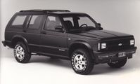 Descarga Manual de Usuario CHEVROLET Blazer 1993 Conoce todas sus funciones, Indicadores y testigos de tablero, realizar mantenimiento Chevrolet Blazer.