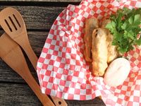 Deep Fried Pickles w/ Ranch Dipping Sauce – Like A Vegan