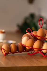 Perfect for proudly displaying and storing their hens' eggs! #eggskelter #eggstorage #storage #oragnise #kitchenorganise #egg #eggs