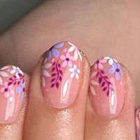 lucy barnett on Instagram: "💐 painting flowers is my therapy @beautique_kent inspo! #Elbe #ElbeBeauty #NailItMag #NavyProTools #SalonsDirect #ShowScratch #NailProMag #WelshNailTechs #SouthWalesNailTechnician #SouthWalesNails #SummerNails #SpringNails #FlowerNails #FloralNails"