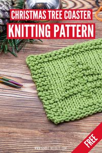 A free coaster knitting pattern with a Christmas tree [for beginners]