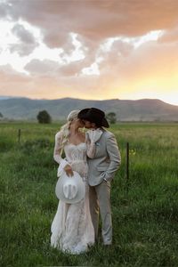 cowboy wesding, western wedding, cowboy hat wedding, mountain wedding, montana wedding, lace wedding dress