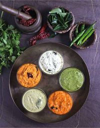 5 quick & easy chutney recipes for dosa, idli, vada, pongal, poori, chapati, upma, sandwich. South Indian breakfast recipes