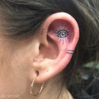 21 Small Ear Tattoos for Minimalists — Tiny Ear Tattoo Ideas | Allure