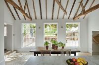 A Restored Georgian House with a Walled Garden 7