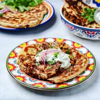 Easy Keema Stuffed Naan (Paratha) - Mom Under Pressure