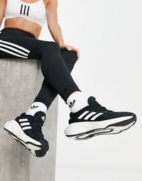 adidas Running Supernova 2 trainers in black | ASOS