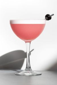 20 Cocktails to Make for Valentine’s Day