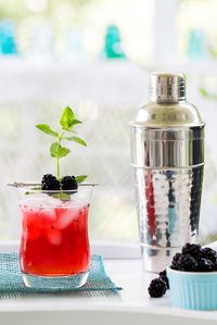 Blackberry Ginger Fizz