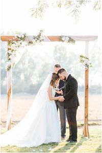 Dreamy Fall Deer Flat Ranch Wedding - karlianddavid.com