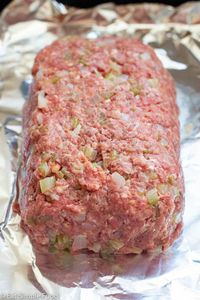 This classic and easy beef meatloaf recipe is focused on a moist (but not soggy!) inside with a crispy caramelized outside. Bake meatloaf in the oven at 375F for ~ 1 hour .#comfortfood #eatsimplefood #meatloaf #dinnerrecipes #groundbeefrecipes