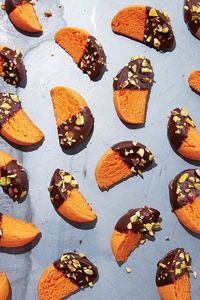 These chocolate-dipped biscotti wedges make are perfect for the chocolate-orange lovers in your life. Add a bag of coffee beans for a lovely Christmas gift.