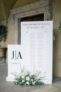 Custom seating charts that perfectly tie into your wedding decor!