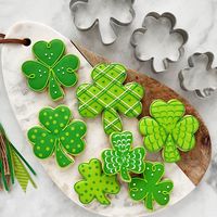 PRICES MAY VARY. Shamrock Cookie Cutters: These clover shapes are perfect for St. Patrick's Day. Our shamrock cookie cutter set might bring you some irish luck or cookies. Premium 3-pc. Shamrock cookie cutter set includes Mini, Medium, and Large Shamrock. Made in USA: Proudly handcrafted in America with certified food-safe American steel by Ann Clark Ltd, a family business for over 30 years. Bring family together: Make cookies for a St. Patrick's Day party. We offer hundreds of cookie cutters fo