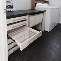 The Ultimate Laundry Folding Station Printable Plans – Pine and Poplar