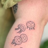 Wildflowers | Fine Line Tattoo on Instagram: "The day before their tattoo appointment, they went to Ripley’s Aquarium and a Dragon themed escape room. These tattoos were a sign✨🔮✨ #dragontattoo #moonjellyfish #jellyfishtattoo #flashtattoodesign #daintytattoo #finelinetattoo #torontotattoo #qttr #queerartist #whimsicalart"