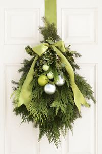 Green Christmas Door Decoration