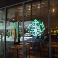 Starbucks Shangri-la Plaza