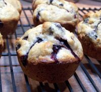 Blueberry muffins, spiced and reduced sugar