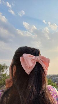 I'm just a small business owner 🫶🏻 #scrunchie #explore #smallbusiness #explorepage #cute #scrunchiesindia #smallbusinesssupport #scrunchies #viral #reels #reelitfeelit #smallbusinessowner #instagood