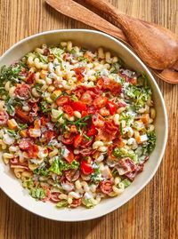 Creamy BLT Pasta Salad