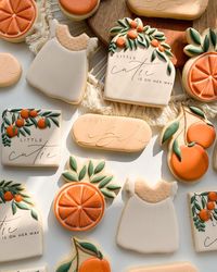 The cutest little cookie set 🍊 . This was such a special cookie set to make because it was for my beautiful cousin who has a baby on the… | Instagram