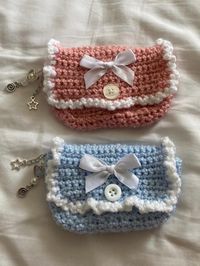 #crochet #purses #crochetpurses #cute #coquette #funthings #funthingstodowhenurbored #funthingstodowhenyouarebored @Sukhmani_Kaur_Jaswal