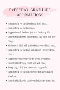 50 Gratitude affirmations, perfect for morning gratitude and manifesting abundance. Download the PDF printable list of affirmations to bring thankfulness manifestations into your daily routine. #gratitude #affirmations #printableaffirmations #manifesting