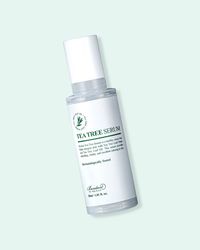 Bring skin back to a more balanced, smooth state with the lightweight Tea Tree Serum. The star ingredient is 80% tea tree extract, to help calm & cool the skin and reduce oil production. Tea tree is also hydrating, helping to banish greasiness while helping retain moisture more effectively. Betaine, derived from sugar beets, is an amino acid naturally found in the body that helps keep skin hydrated and balanced. Great for oily skin types as well as combination or normal skin types who experience