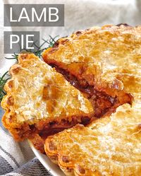 This rustic pie is one of my favourite lamb recipes, with a super easy filling made from minced lamb and is flavoured with rosemary. Using ground lamb means this pie comes together quickly, plus it just uses store bought puff pastry. #chefnotrequired #lamb