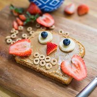 Breakfast Owls: 5 Ways to Connect with Your Kids TOMORROW Morning #familybreakfast #ad *Too cute.