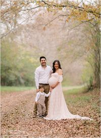 Milton GA Maternity Photographer | Effortless and natural maternity and family photos