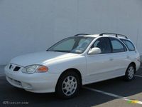 2000 Noble White Hyundai Elantra GLS Wagon #8401790 | GTCarLot.com - Car Color Galleries