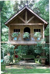 I love that this tiny house is raised. I'm not sure I would want my sewing room raised like this, but it's interesting.