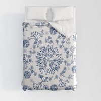 Botanicals in a circles. ferns, garden, leaf, botanic, white, blue, boho, white-blue. Duvet Cover