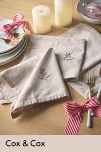 Crafted from soft cotton, this set of four berry napkins add the perfect festive touch to your dining space.

With a delicate embroidered berry detailing on the left side, the neutral background complements the minimal design creating napkins that will blend into your scheme seamlessly.