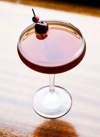 The Best Manhattan Cocktail Recipe, According to Experts | PUNCH