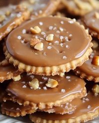 Chef gordon Ramsay recipes | Caramel Peanut Ritz Cracker Treats | Facebook