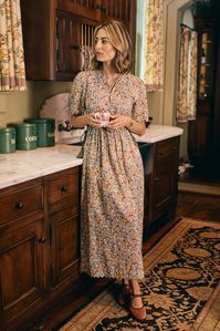 Lindsay Dress in Meadow