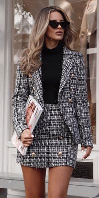 Black and white fitted military button blazer, mini skirt, Longsleeve bodysuit | Casual blazer outfits are arguably the best work outfits. Find the best work blazer with these 25 womens blazer outfit ideas. Best blazer styles and blazer fashion via higiggle.com #blazer #workoutfits #fashion #style