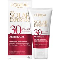 O protetor solar facial anti-rugas fps 30 de l'oréal paris contém ativo hialurônico que hidrata a pele, previne rugas e manchas solares, além de ser resistente à água. perfeito para quem quer curtir o momento ao ar livre sem se preocupar e ótimo para uso diário.  solar expertise facial antirrugas fps 30 foi especialmente desenvolvido para o rosto, colo e mãos.  com uma proteção uva +++, solar expertise propõe uma proteção máxima contra os uva e oferece a garantia real de uma proteção antienvelhe