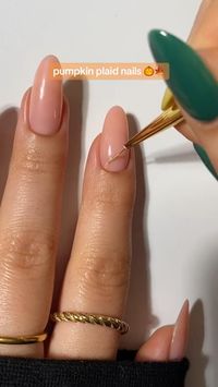 fall nails, nail art tutorial, fall nail inspo, nail inspo, gel nails, diy nails, brown nails, nail designs, sparkly nails, nail care, nail art