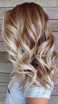 Dimensional Beauty: Stunning Blonde Hair with Lowlights Ideas