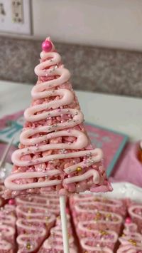 Reposted from @thepastryqueenla Rice Krispy Christmas Trees  Melt 3tbs butter with 45 large marshmallows. Add color and 6 cups of cereal. Mix well and press down into a 13 x 9 mold. Cut into triangles and decorate. #christmas #ricekrispytreats